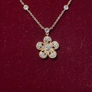 Gorgeous Gold Floral Necklace